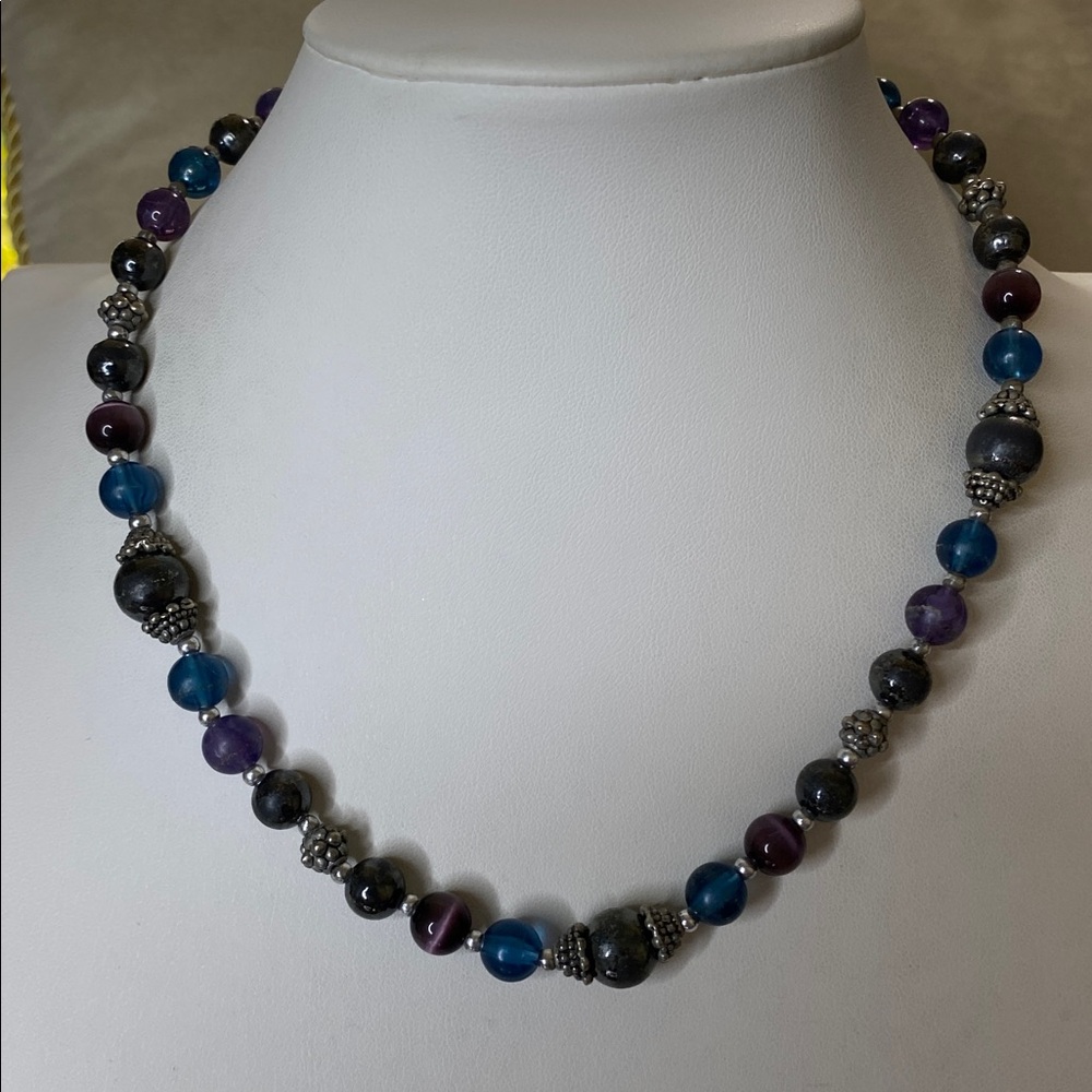 10/$10 Multiple colored beads with purple cat eye Beads - Picture 4 of 5